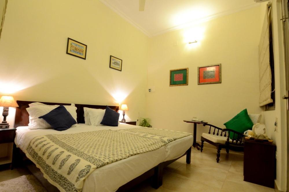 Apartamento Aashray Varanasi Exterior foto